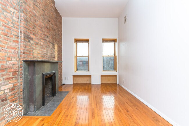 Building Photo - 631 St Marks Ave