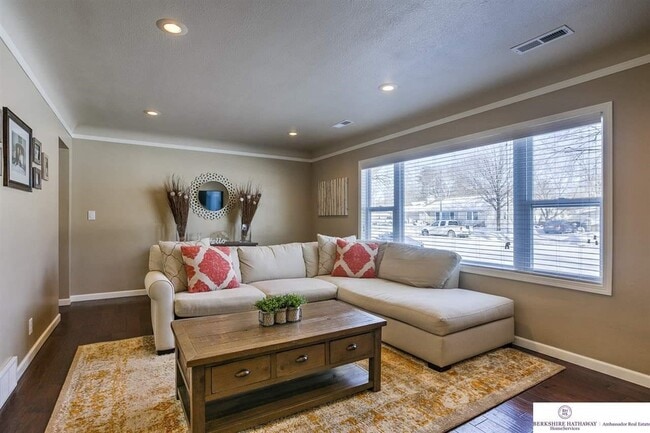 ****Staged Living Room - is not furnished - 8305 Webster St
