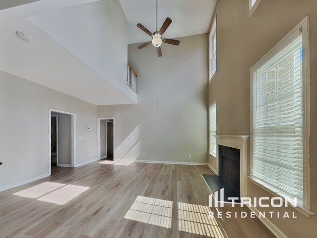 Building Photo - 2403 Glen Meadow Dr