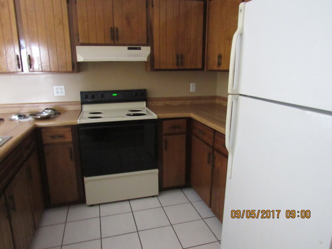 Foto del edificio - 3702 Mulligan Rd Cir