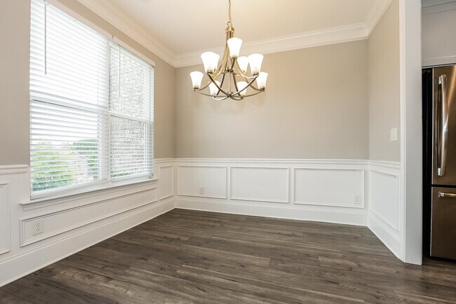 Foto del edificio - 2105 Brentwood Cove