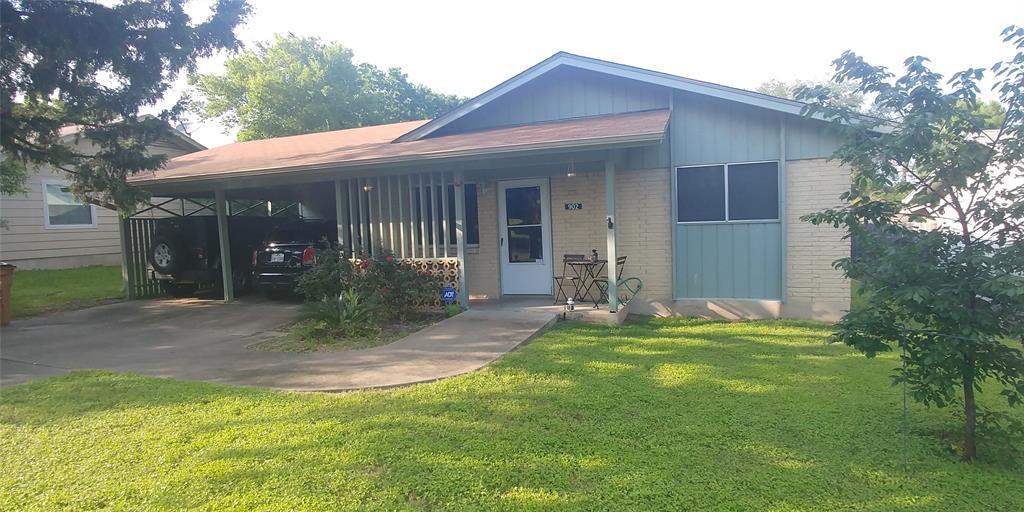 Primary Photo - 902 Maryland Dr