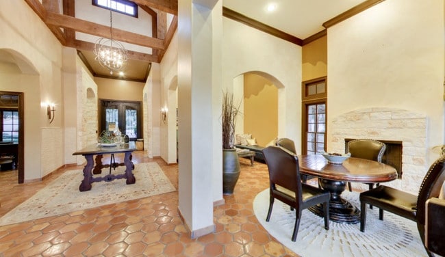 Barton Creek Villas Apartments Austin, TX