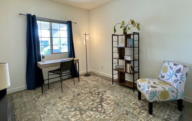 Office/ Bedroom Optional - 19460 N 27th Pl