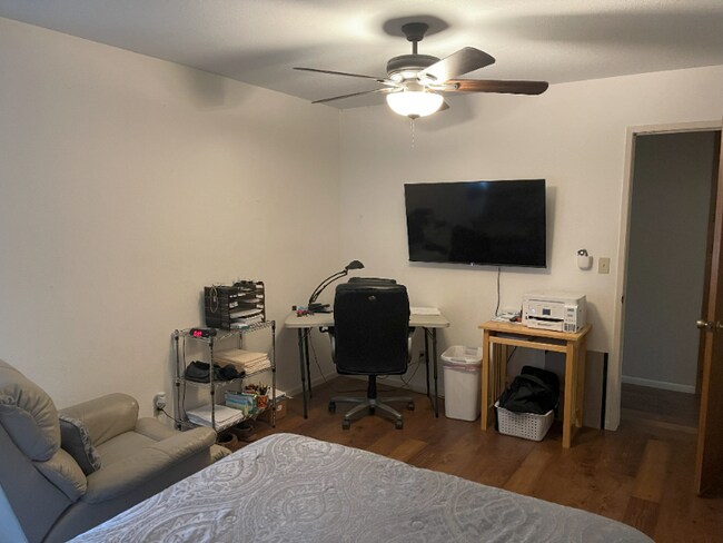 Foto del edificio - 14391 Wycliff Way