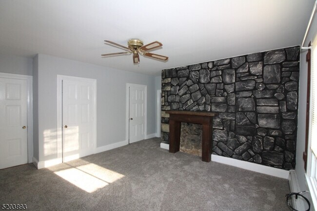 Foto del edificio - 172 Musconetcong River Rd