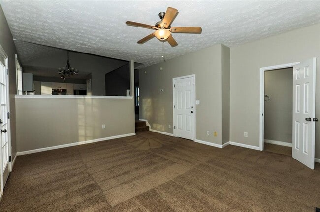 Building Photo - 2107 Sugar Creek Cl