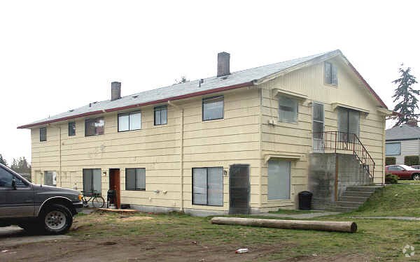 Primary Photo - 6319 --6323 199th Pl SW