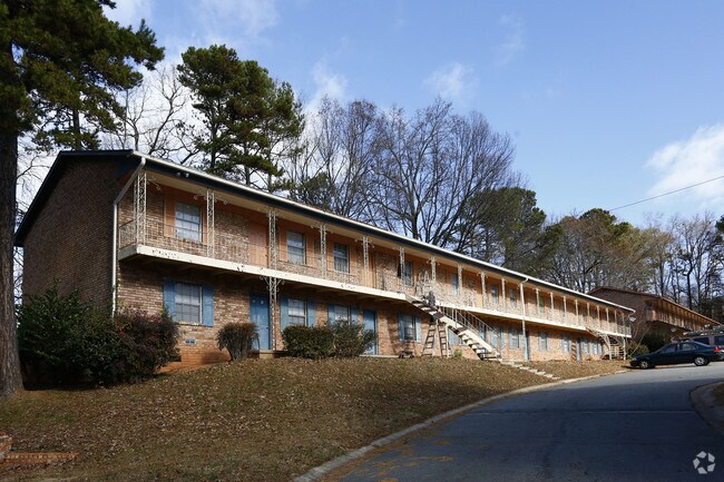 Building Photo - Shallowford Pines