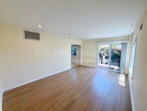Building Photo - 1287 Cochran Ave