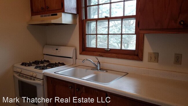 Building Photo - 505 Mulberry Dr E
