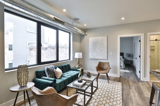 Building Photo - 1612 Cambridge St