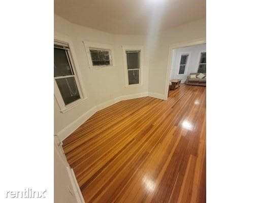 Building Photo - 2 br, 1 bath Condo - 27 King St 3 Unit 3