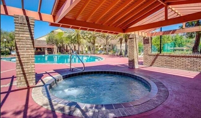 Foto del edificio - 4607 Cason Cove Dr