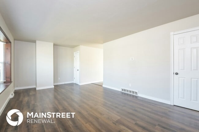 Building Photo - 3390 W 96th Ave