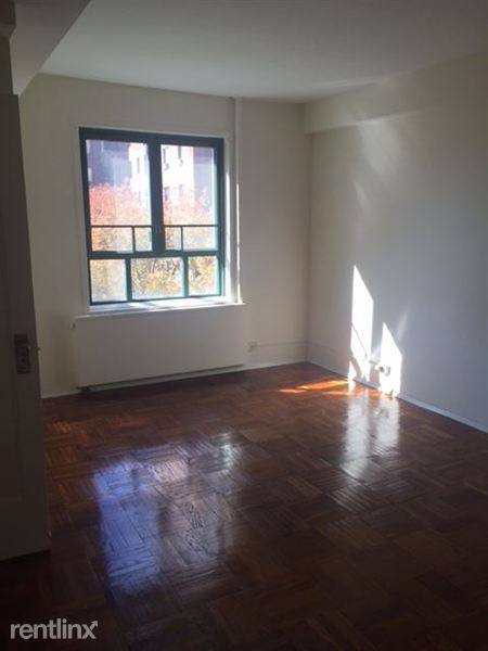 Building Photo - 1595 Odell St