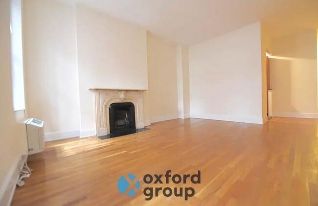 Photo - East 10th Street Townhome