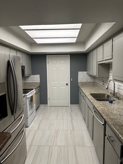 Foto del edificio - 7213 Lakewood Cir