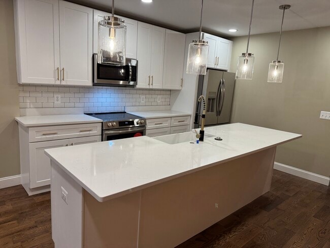 Foto del edificio - 5 S Augusta Ave