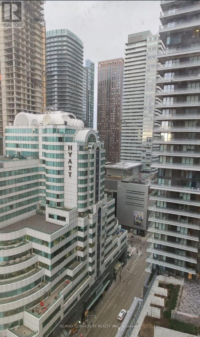 Building Photo - 357-1357 King St W