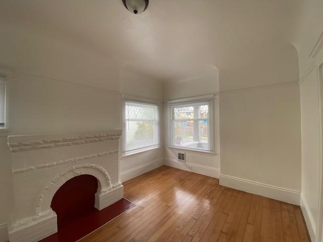 Building Photo - 722 54th St