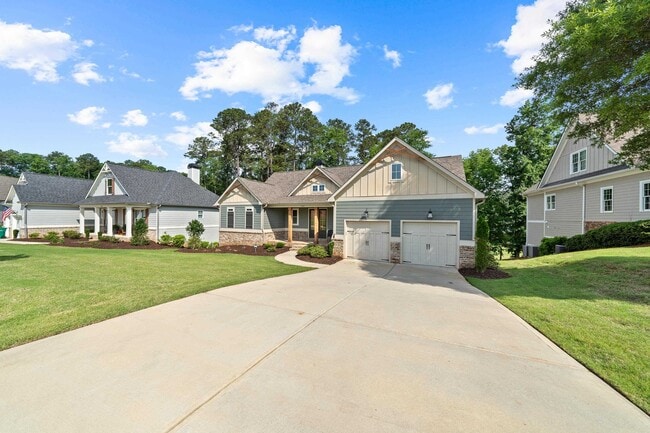 Foto del edificio - 1100 Hidden Hills Cir