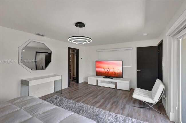 Foto del edificio - 12940 Auralia Rd