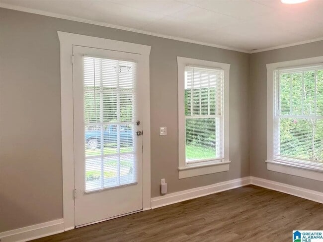 Foto del edificio - 917 School Terrace