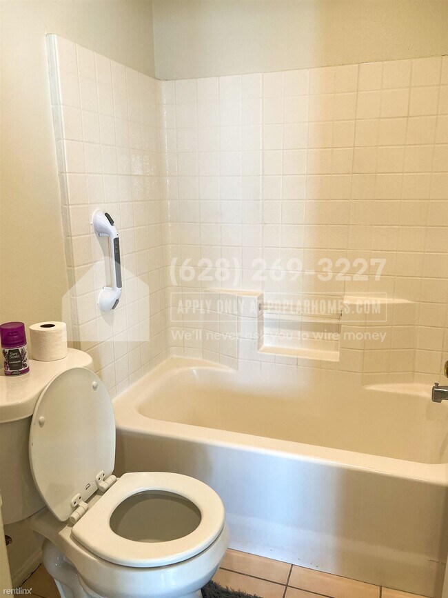 Building Photo - 3 br, 2 bath House - 66389 Desert View Ave...