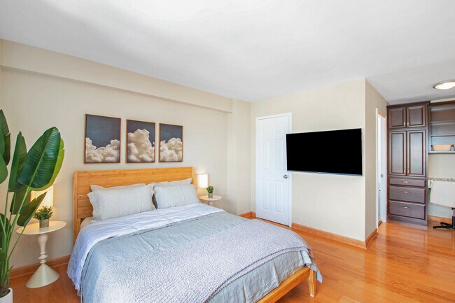Foto del edificio - 2909 N Sheridan Rd