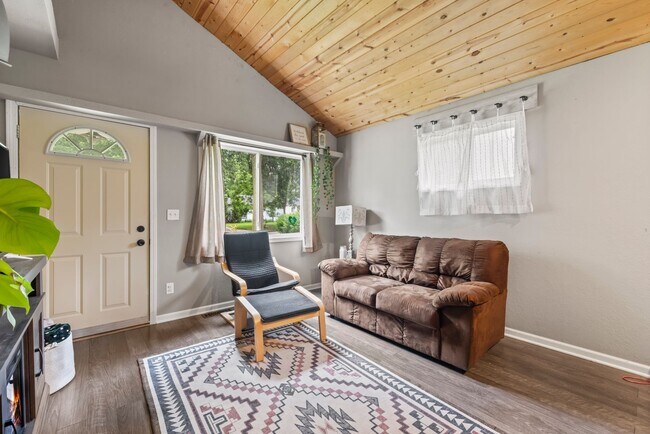 Foto del edificio - Cute 1 bedroom single family home