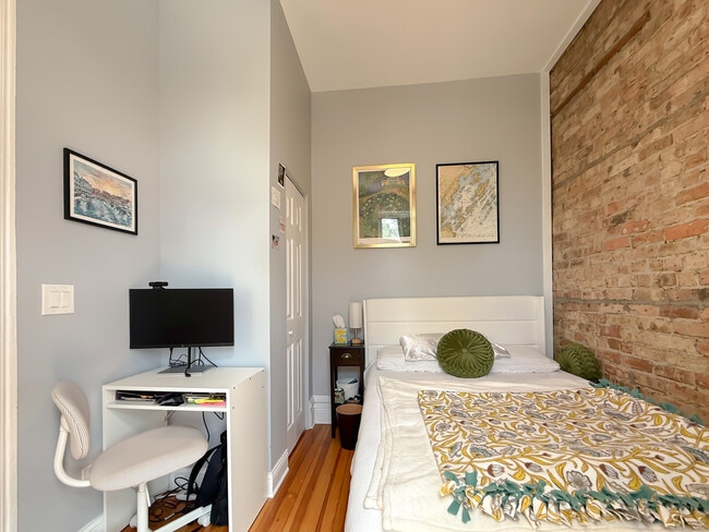 Foto del edificio - 1539 N Wells St