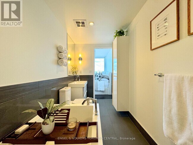 Photo du bâtiment - 390 Cherry St