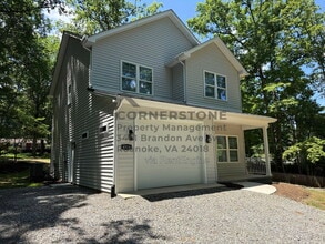 Building Photo - 4514 Buck Mountain Rd