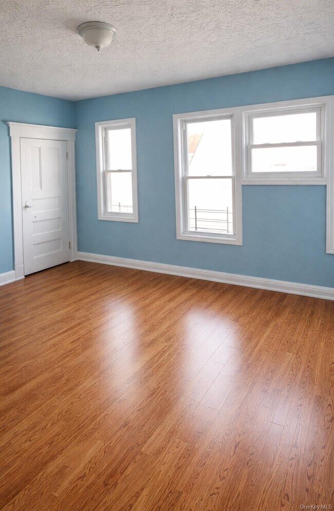 Foto del edificio - 89-14 113th St