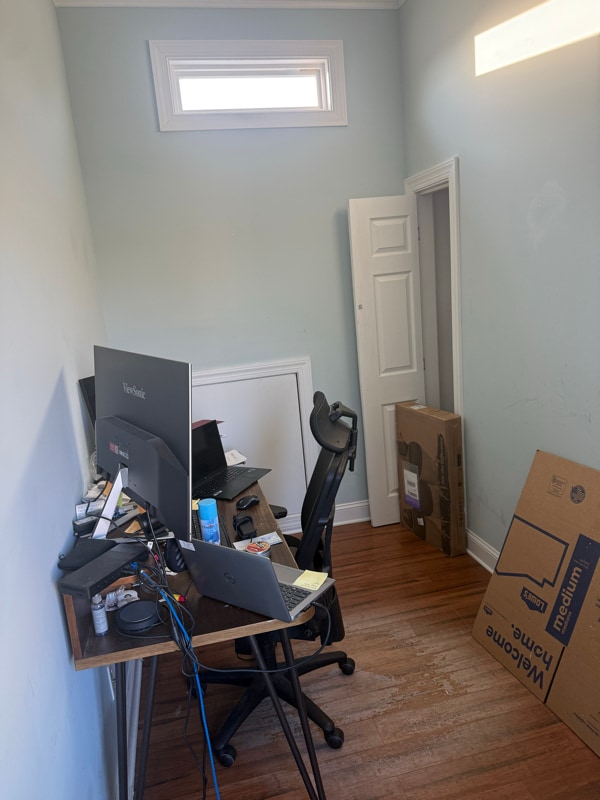 Building Photo - 700 Seafarer Dr