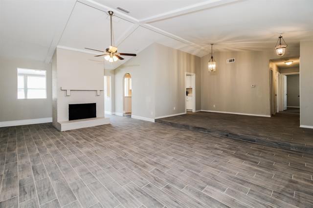 Foto del edificio - 1638 Chisolm Trail