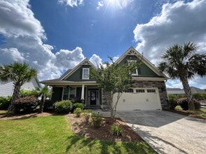 Building Photo - 2345 Azalea Pointe NE