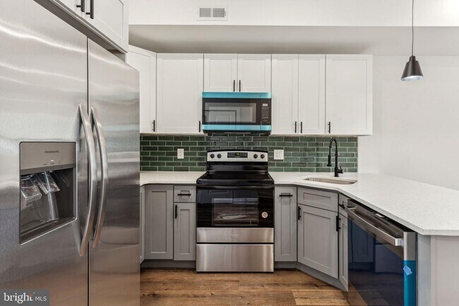 Foto del edificio - 1010 W Arizona St