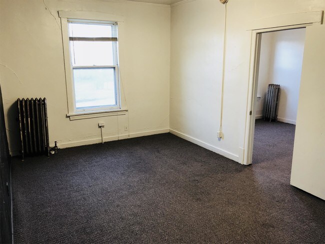 Foto del edificio - 2945 Dekalb St