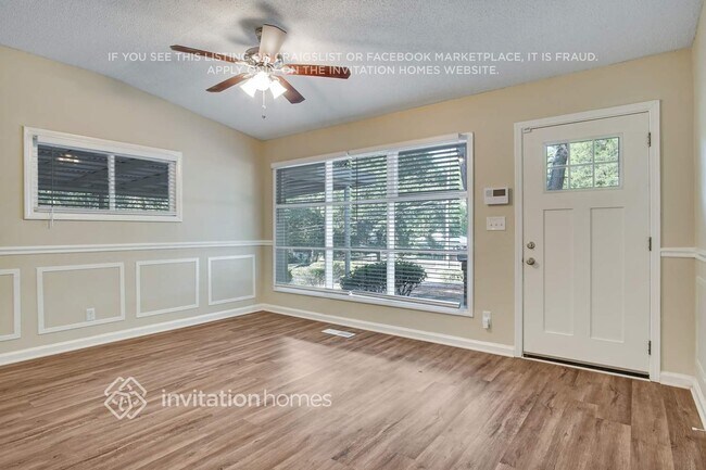 Building Photo - 1538 Belva Ave