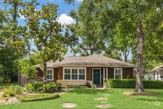Building Photo - 1119 Grovewood Ln