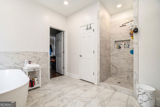 Foto del edificio - 2798 Glenlocke Cir NW