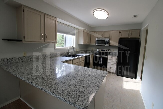 Foto del edificio - Peaceful 2-Bedroom Home Near Branson, MO –...