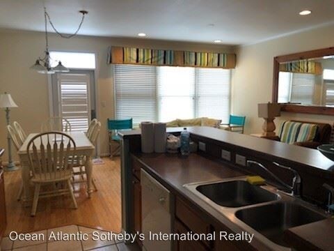Foto del edificio - 4 br, 4.5 bath House - 14 Village Green Drive
