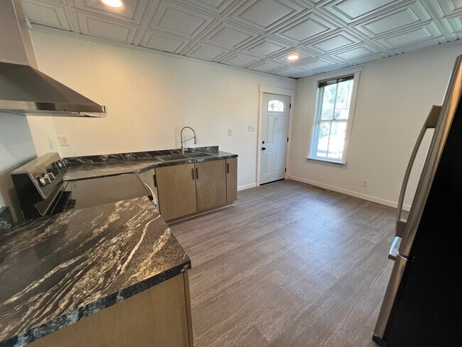 Foto del edificio - 315 Washington St NW