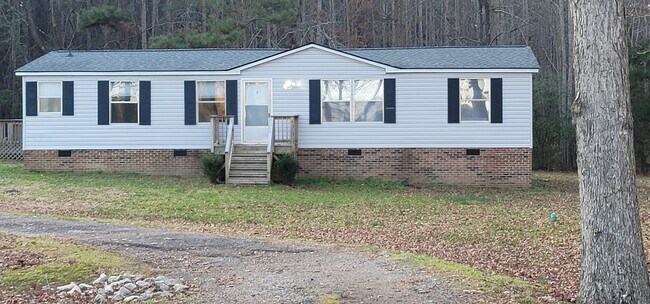 Building Photo - 380 Bethlehem Church Rd