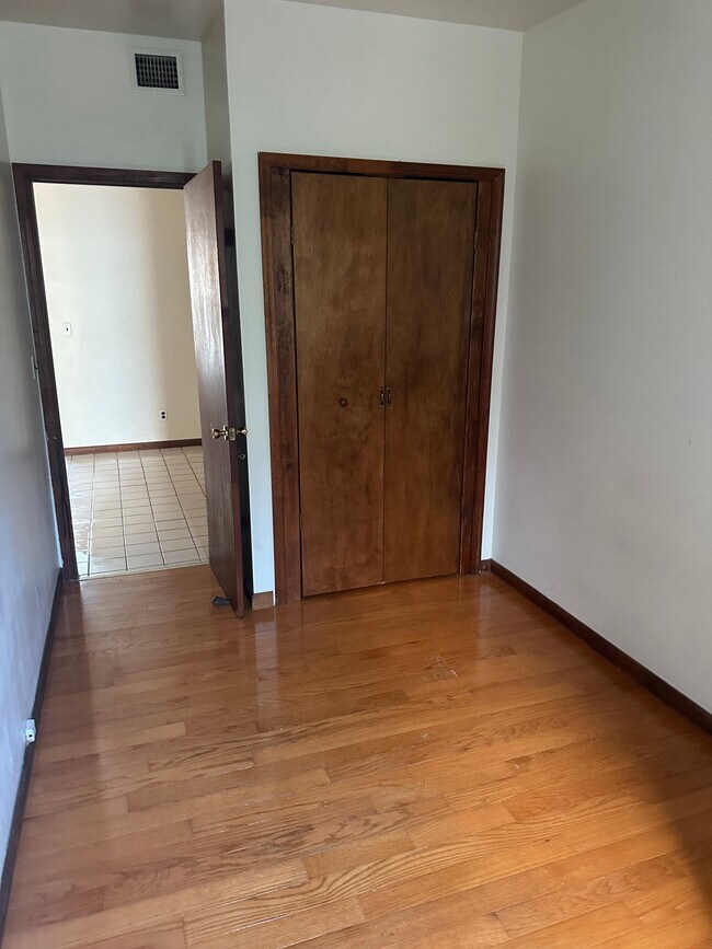 Foto del edificio - 3517 Lancaster Ave