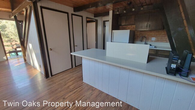 Foto del edificio - 2 br, 1 bath House - 13909 Yellowstone Dr