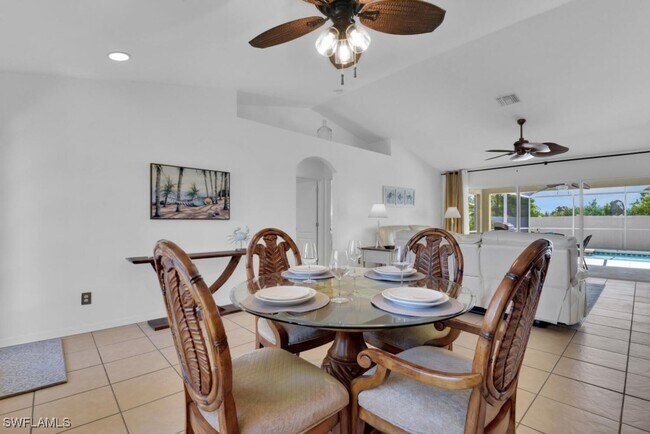 Foto del edificio - 3817 NW 36th Ave